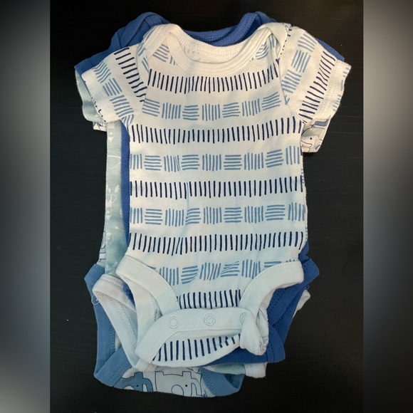 Koala Baby - Baby Onesie Set - Picture 5 of 6